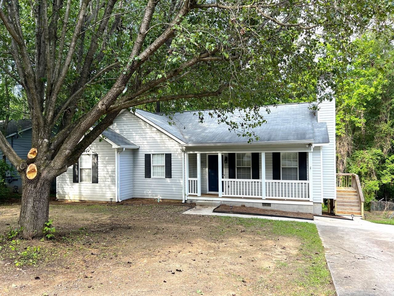 536 Loblolly Ln - Photo 2 of 25