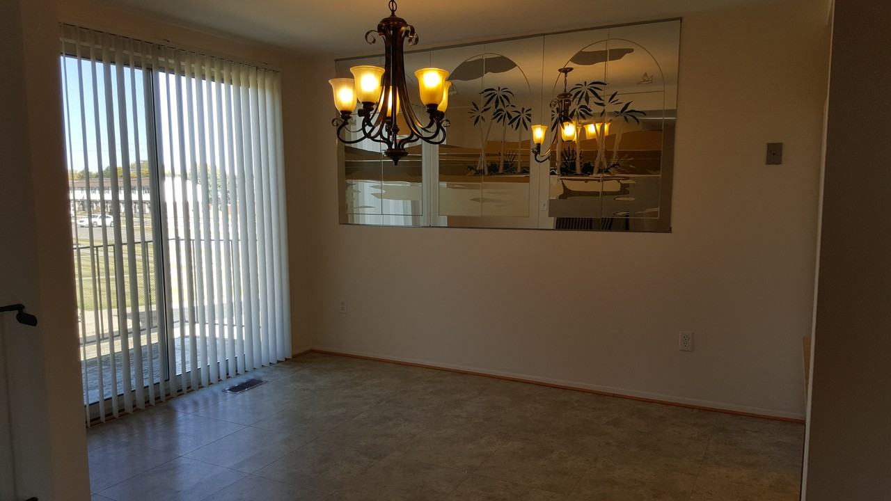 31199-31001 Grove St - Photo 3 of 21