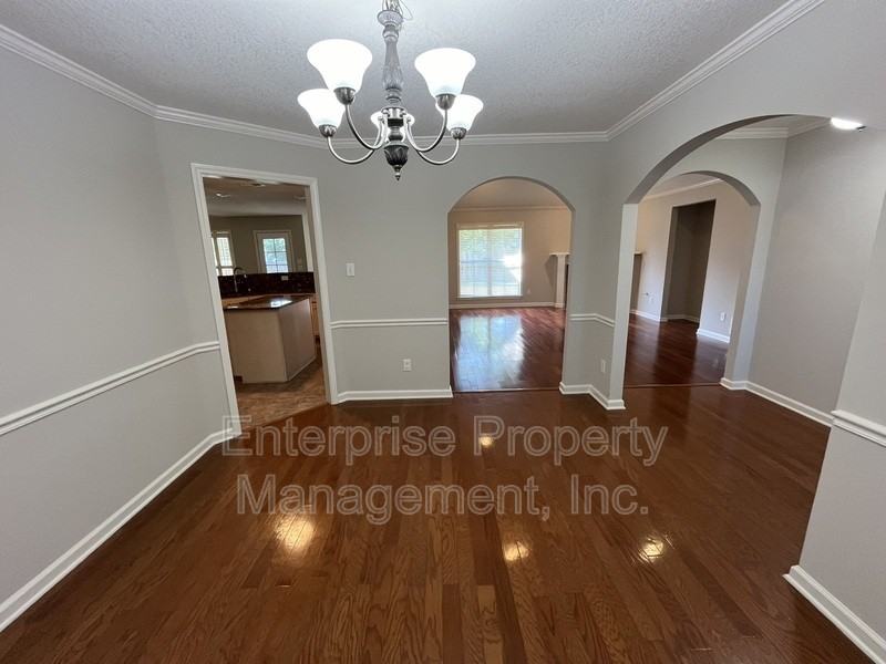 11861 Bridal Ln - Photo 5 of 26