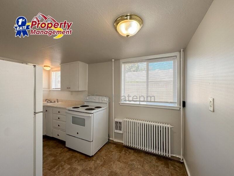 1623 S Taggart St - Photo 5 of 13