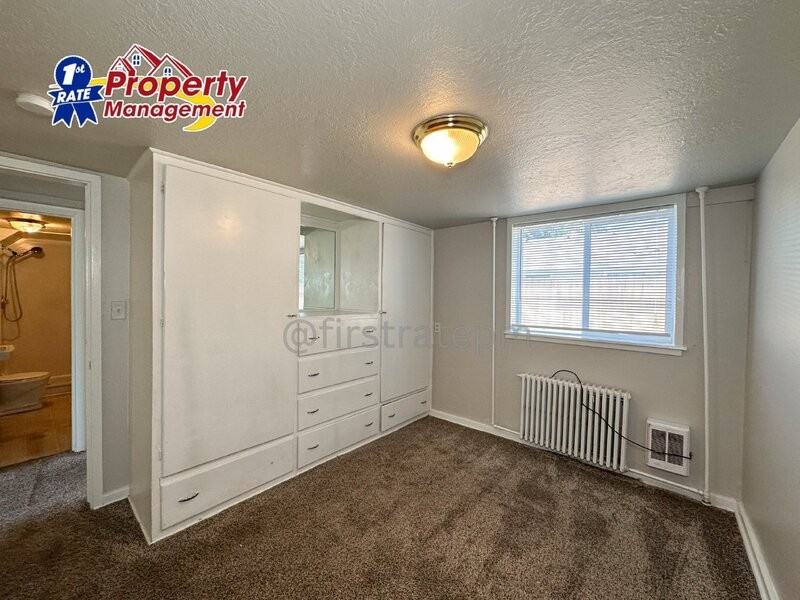 1623 S Taggart St - Photo 7 of 13