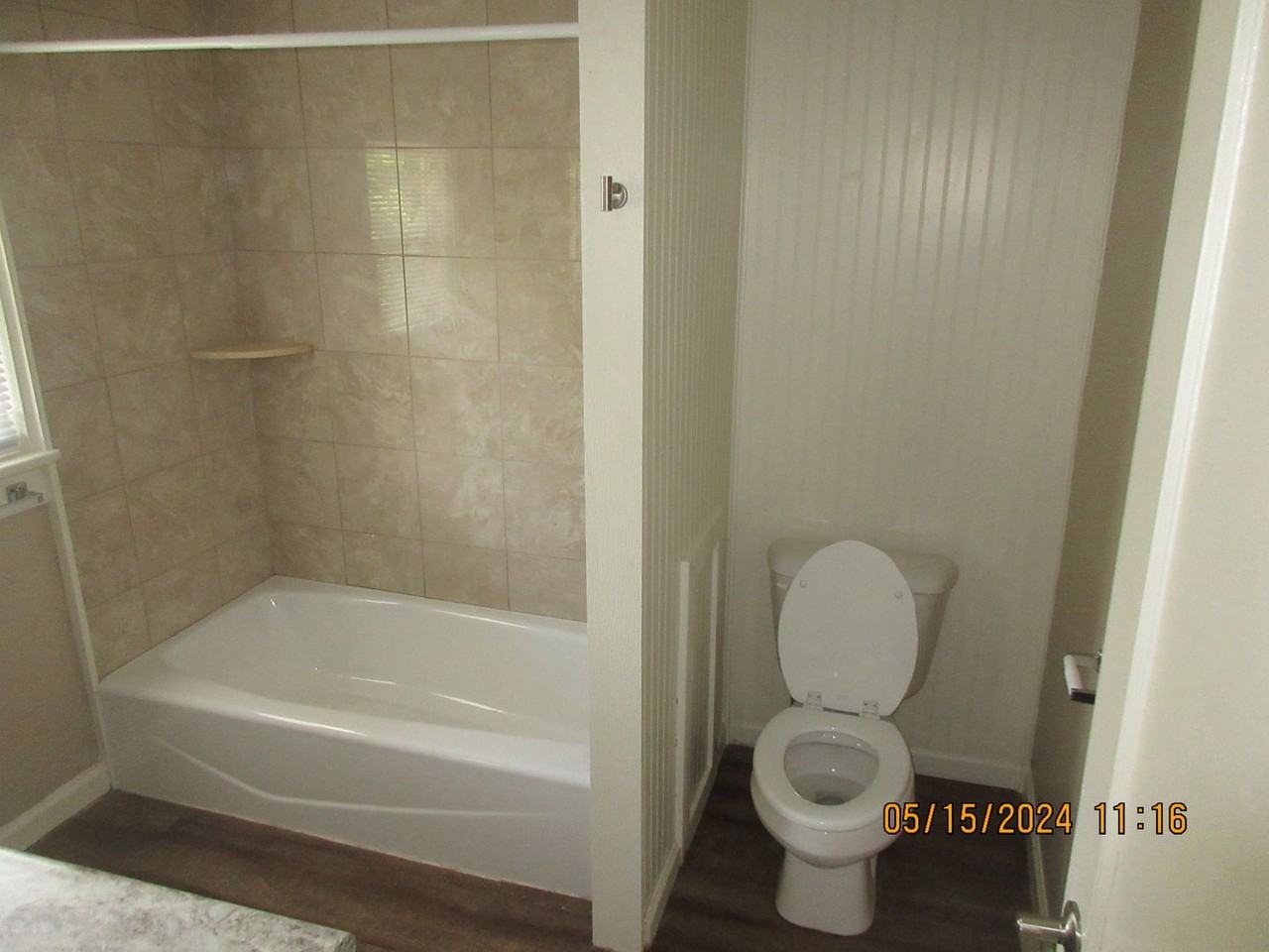 2501 Oakridge Rd - Photo 6 of 9