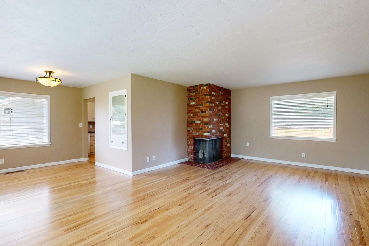 795 Wauna Vista Dr - Photo 2 of 28