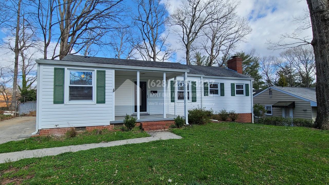 2714 Stratford Dr - Photo 2 of 16