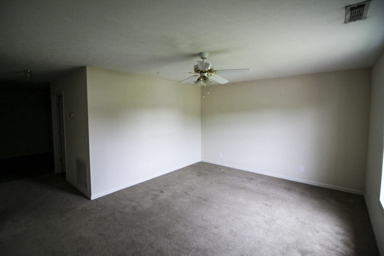 The Oaks - 825 - Photo 2 of 11