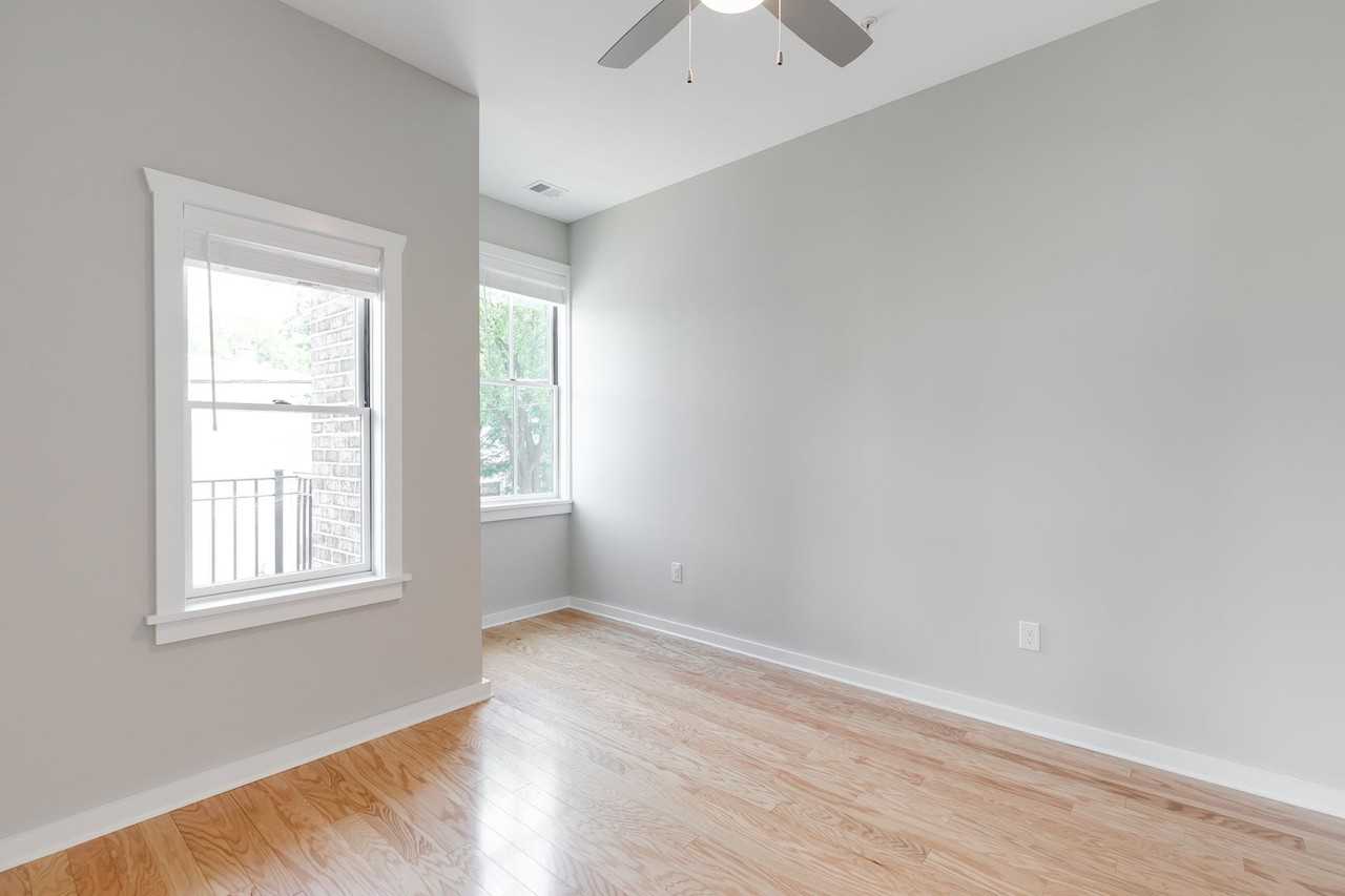 2416 Jefferson Ave - Photo 7 of 36