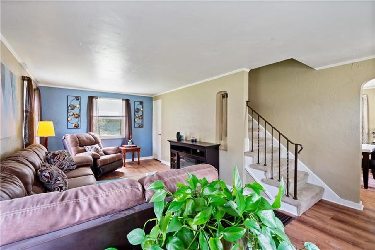 12013 Joan Dr - Photo 3 of 18