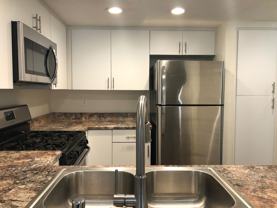 3bed,2bath townhome. Half off rent for January 2024! - Photo 1 of 1