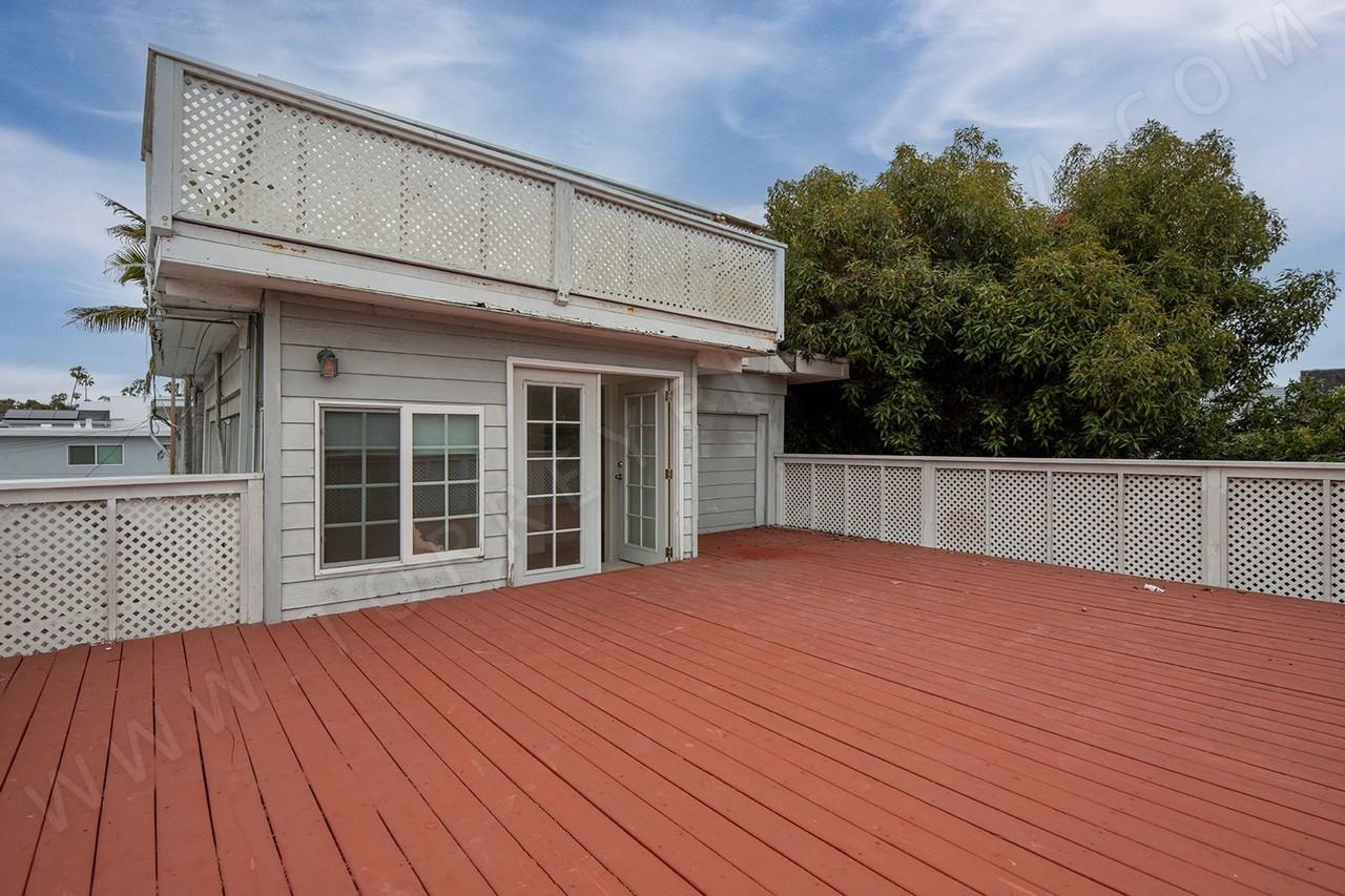 5090 Lotus St - Photo 2 of 14