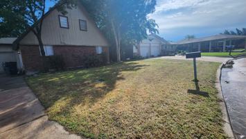 featured image of 5519 Nw Eisenhower Dr