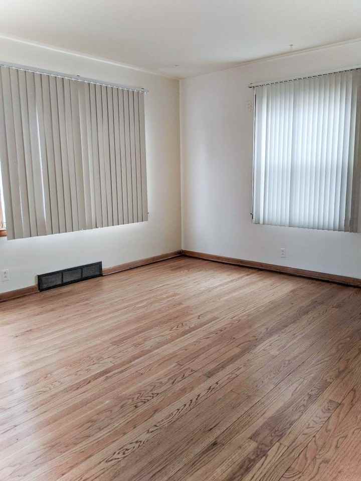 5859 N 66th St - Photo 2 of 28