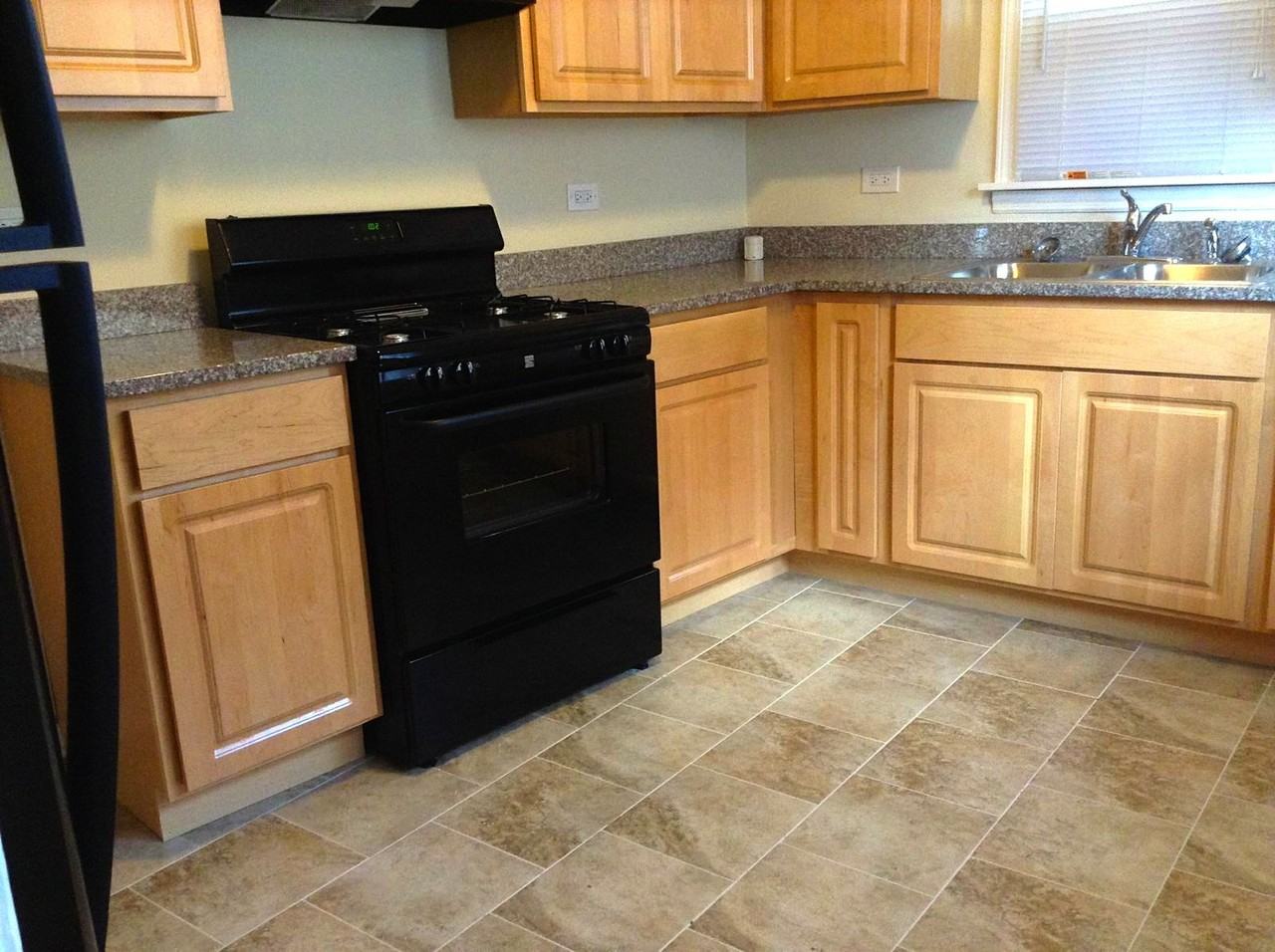 17848 Roy St - Photo 3 of 13