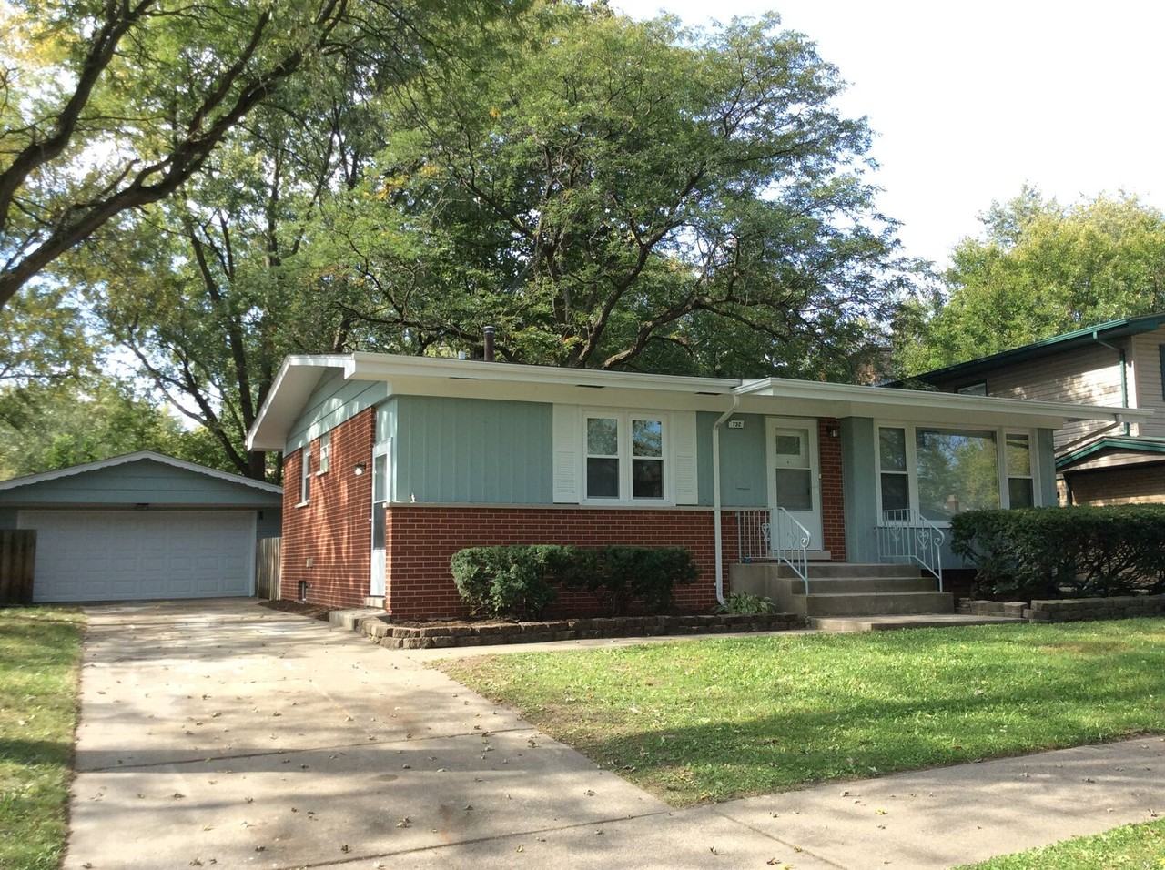 732 W Strieff Ln - Photo 3 of 15