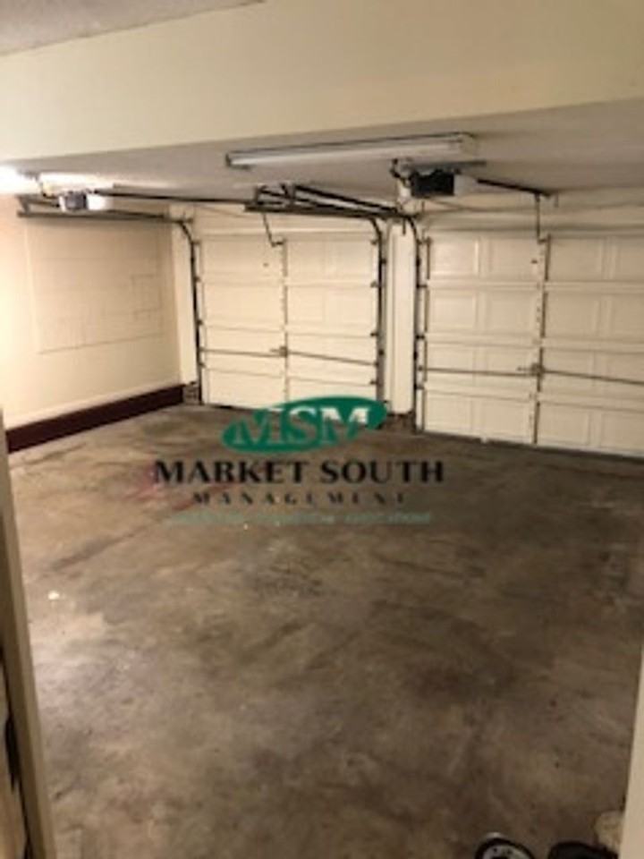 110 Longwood Dr - Photo 2 of 26