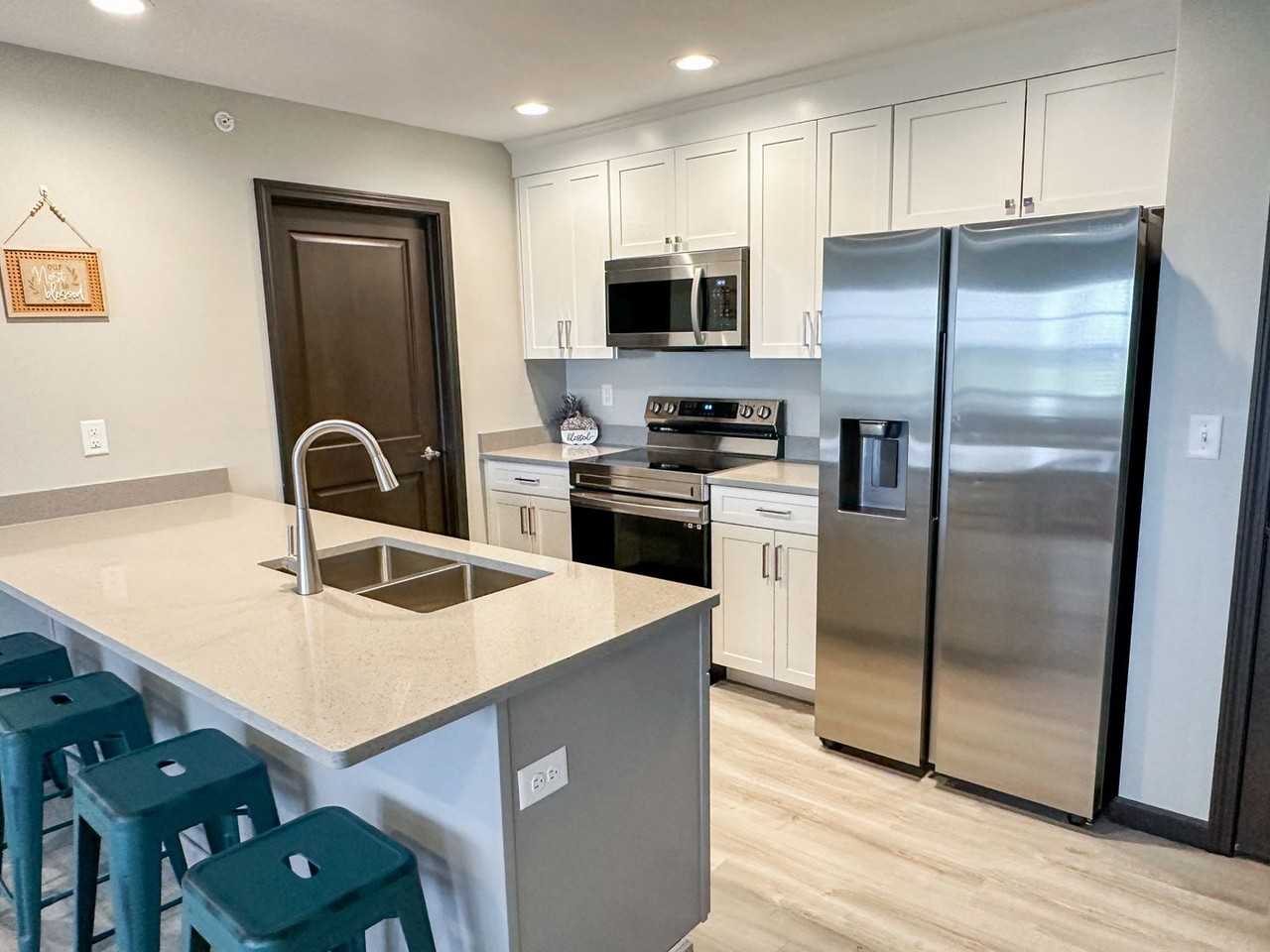 Fairway Place Apartments - Photo 6 of 35