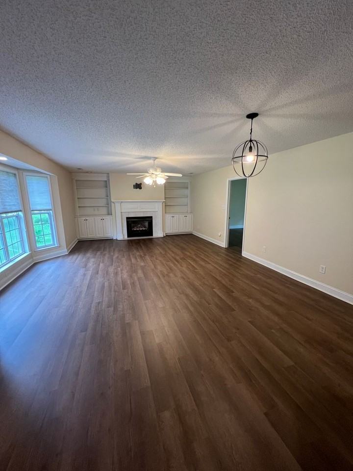 2211 White Store Rd - Photo 2 of 15