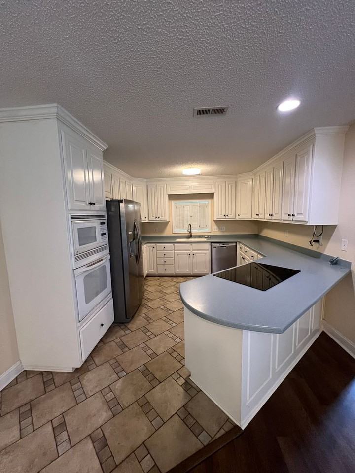 2211 White Store Rd - Photo 3 of 15