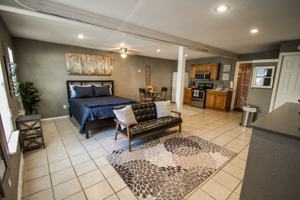 featured image of 1214 Florida St