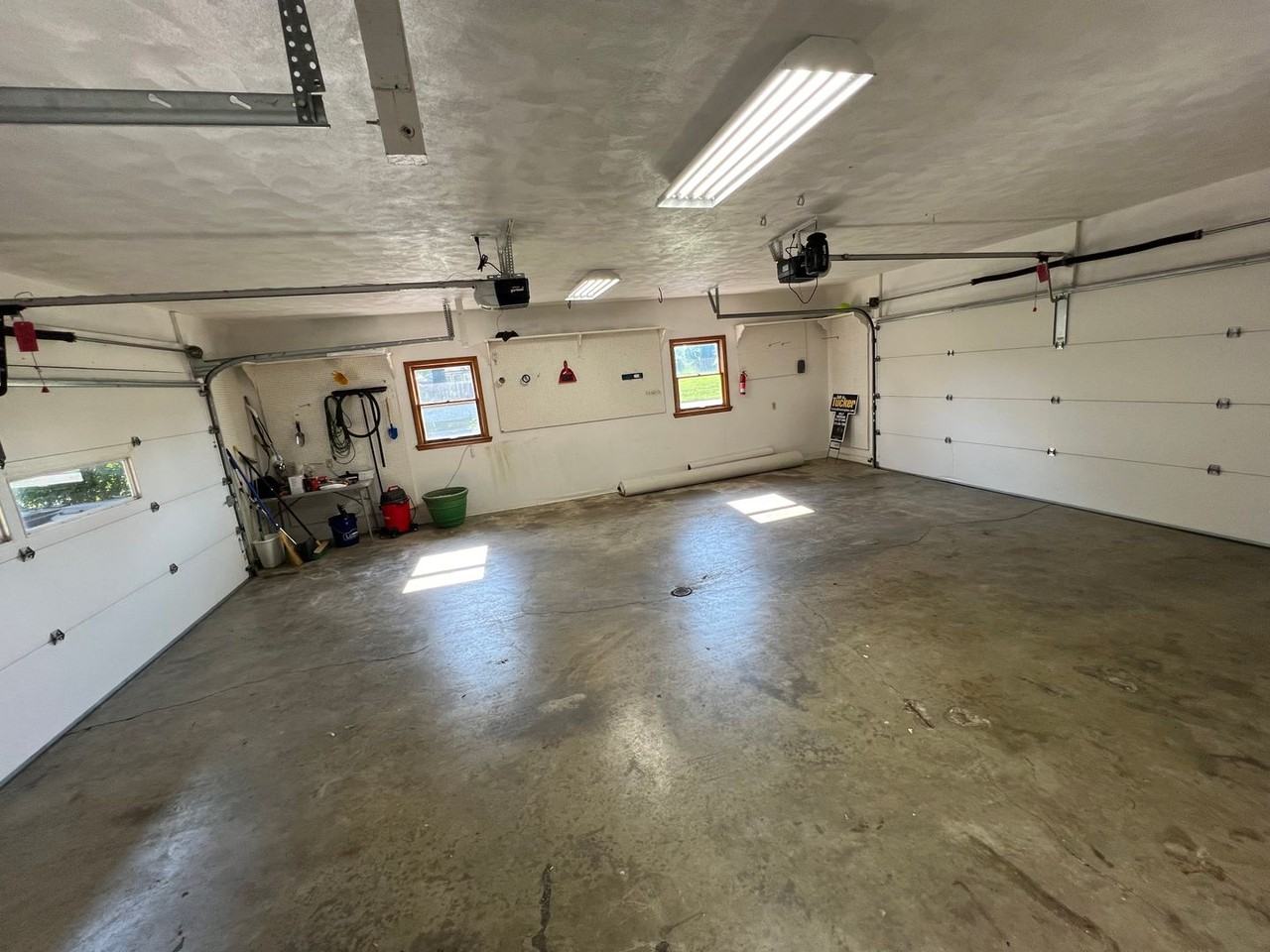 3649 E 3rd St - Photo 6 of 38