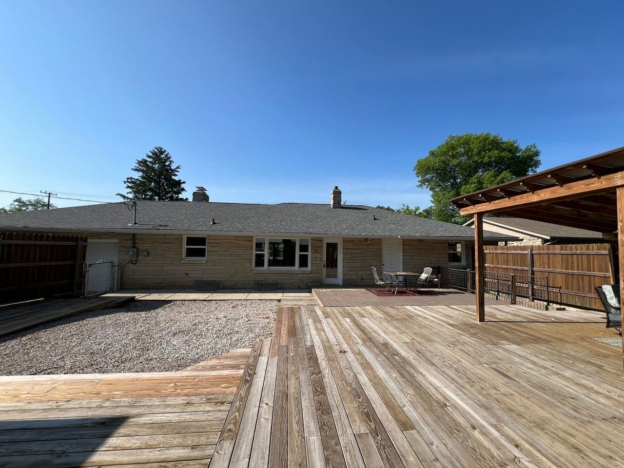 3649 E 3rd St - Photo 7 of 38