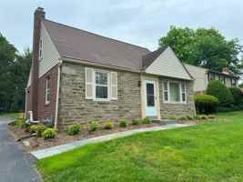 featured image of 1549 County Line Rd