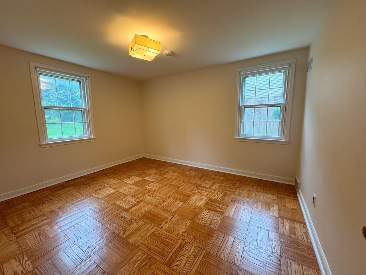 1549 County Line Rd - Photo 4 of 23