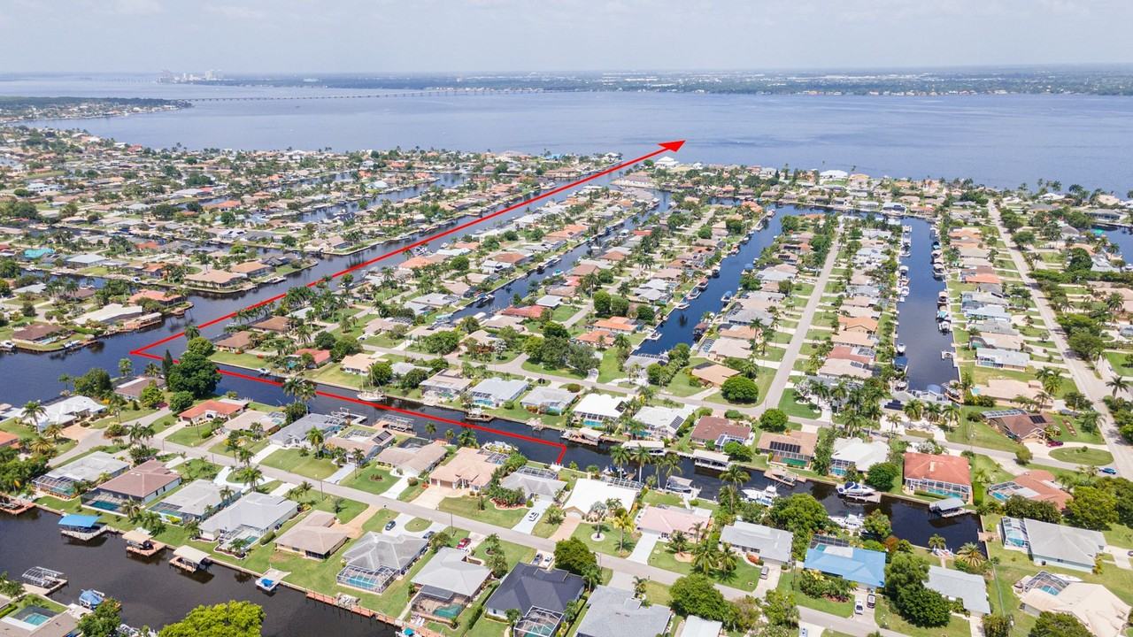 3707 Se 18th Ave - Photo 7 of 50