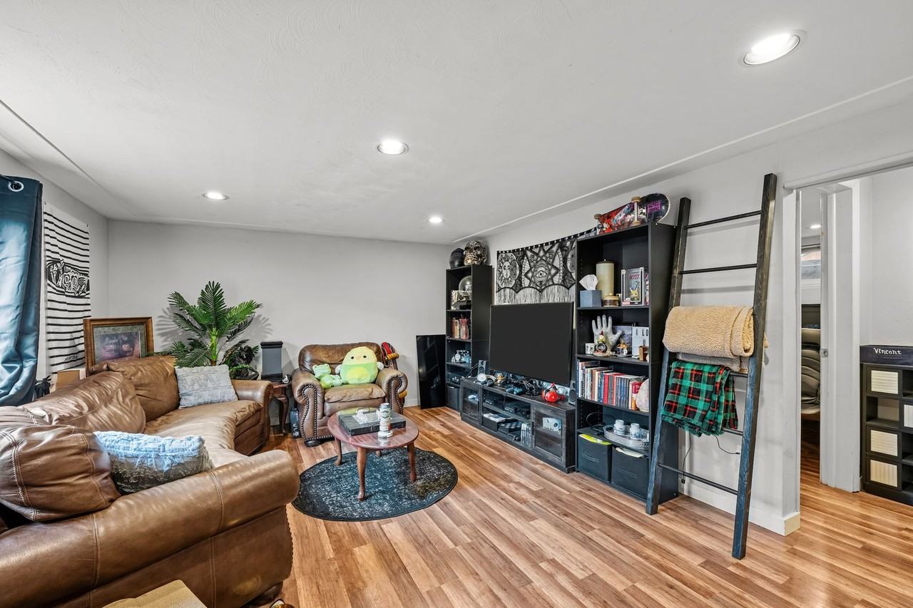 2836 Xavier St - Photo 5 of 19