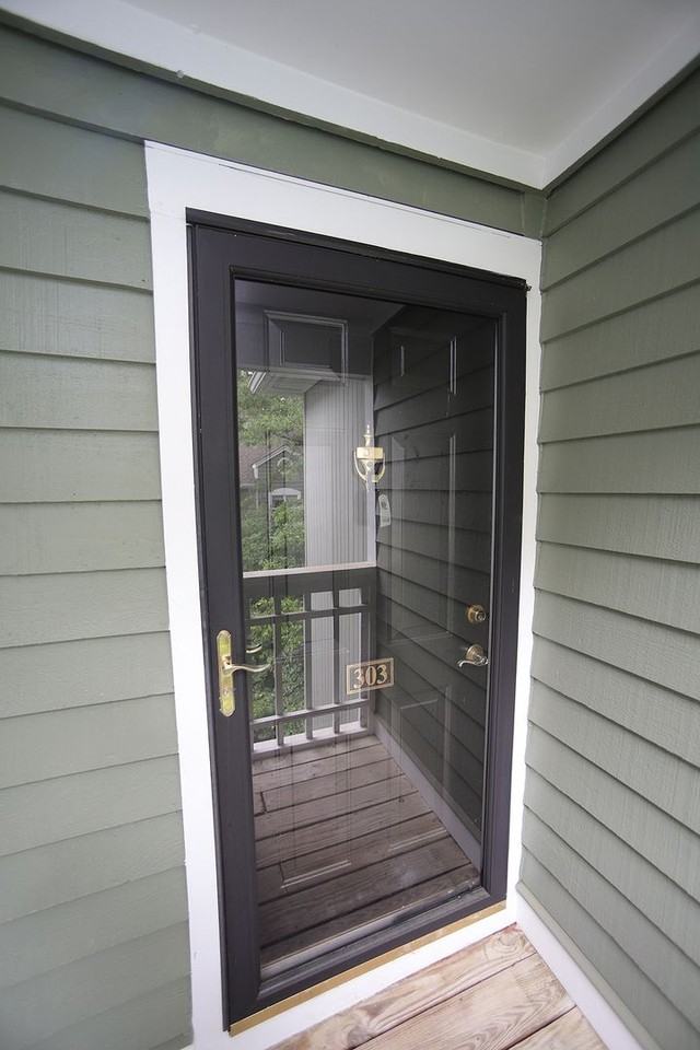 1021 Nicholwood Dr - Photo 2 of 16