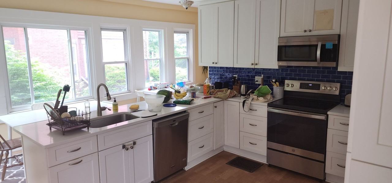 212 Elysian St - Photo 2 of 19