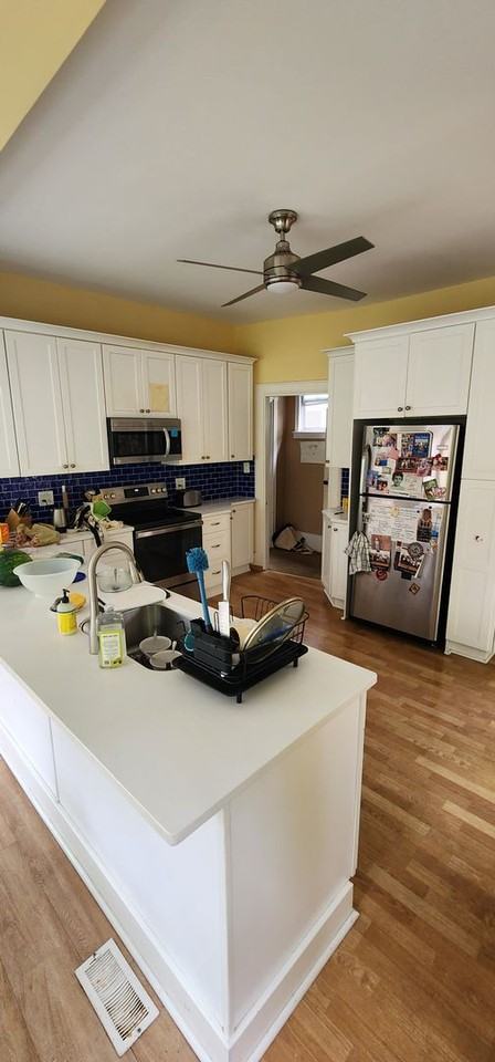 212 Elysian St - Photo 3 of 19