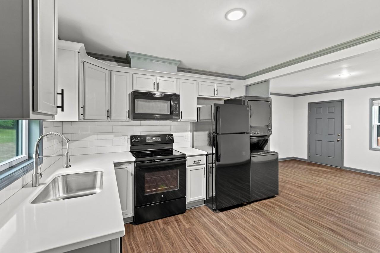 419 Ridley St - Photo 7 of 15