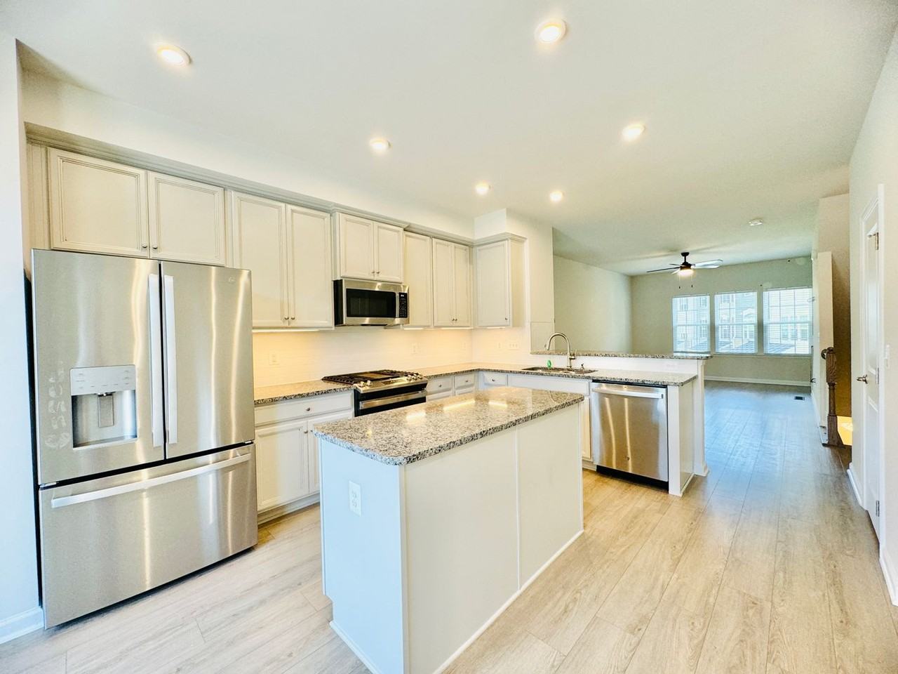 18374 Reaper Hill Ct - Photo 2 of 26