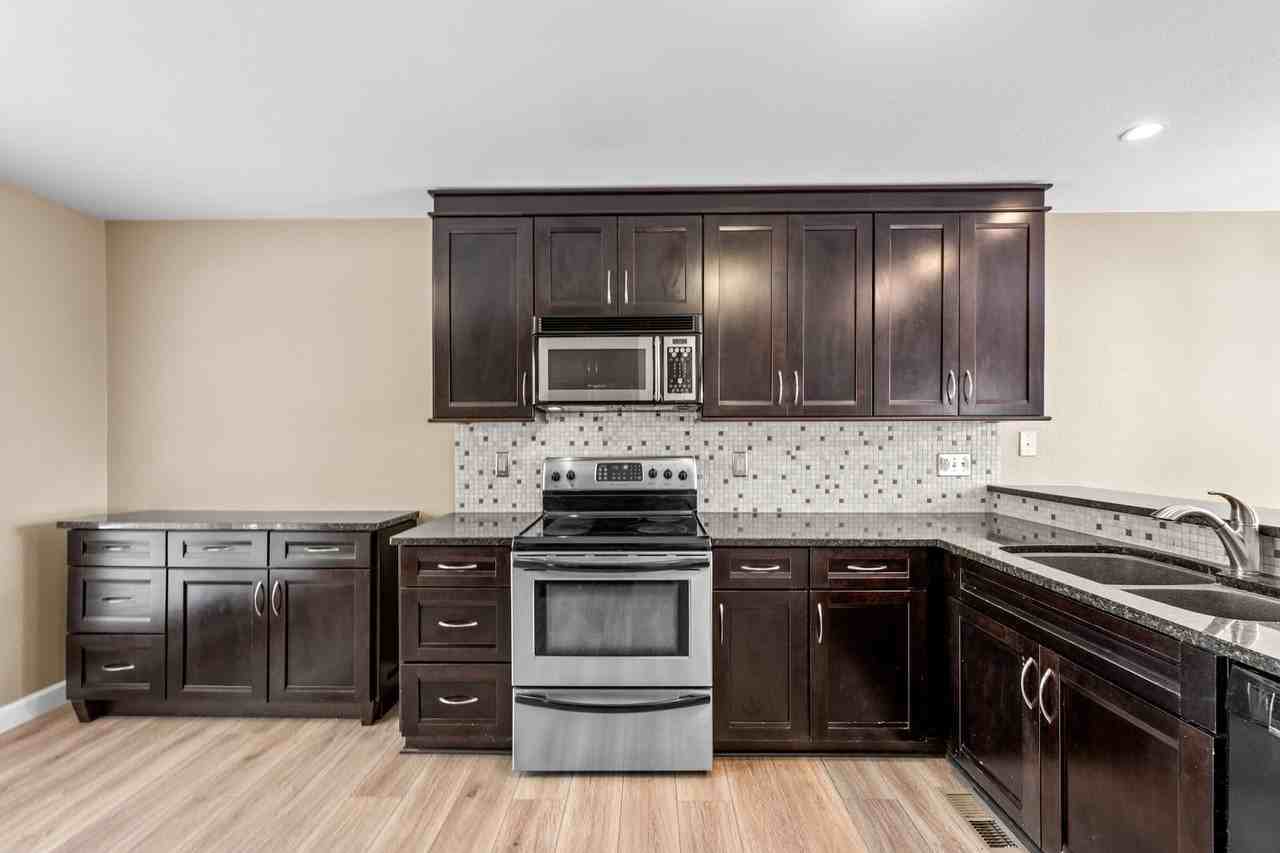 2700 Perry St - Photo 2 of 38