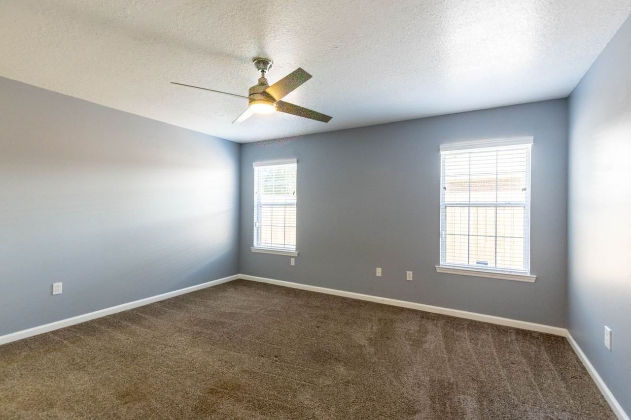 15231 Shadow Creek Dr - Photo 6 of 22