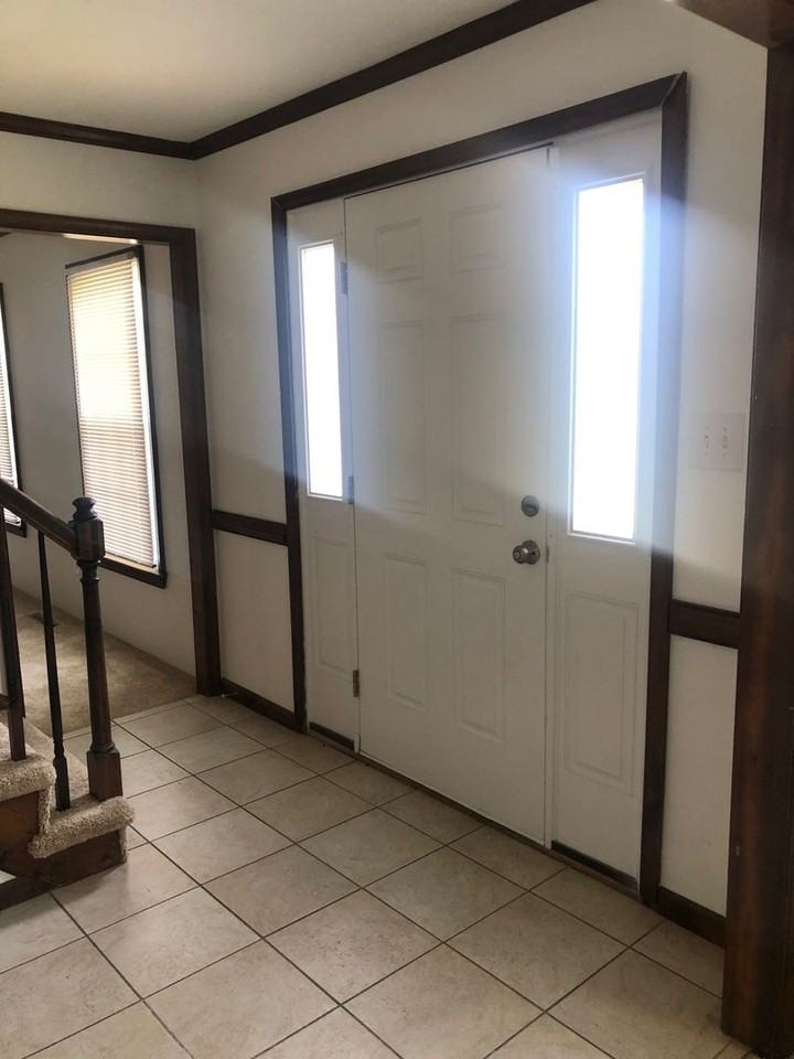 2509 Elson Green Ave - Photo 2 of 16