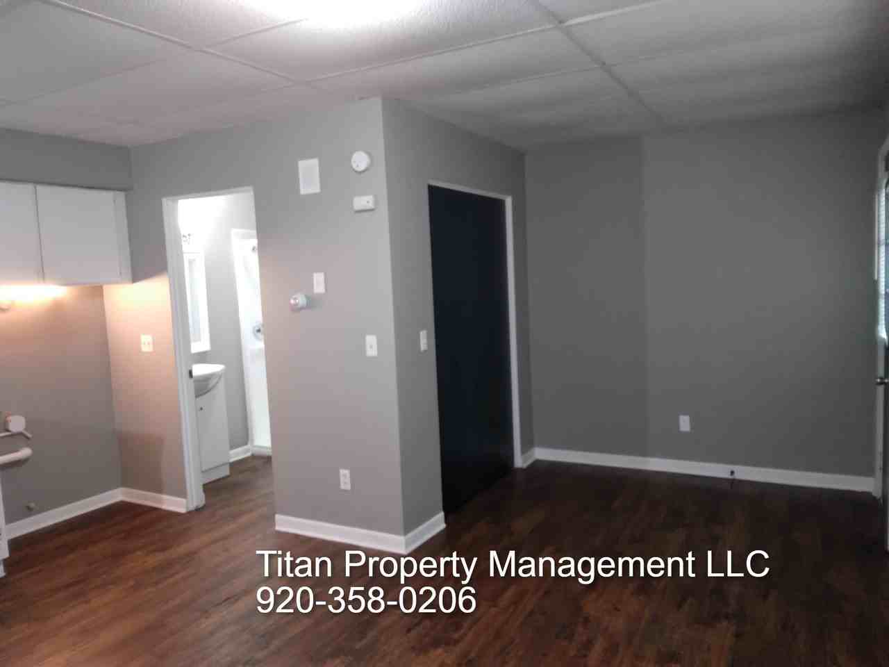 570 Mill St - Photo 3 of 11