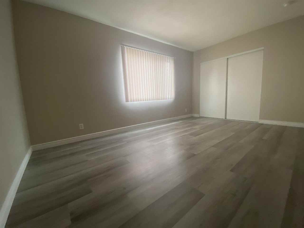 GHWI Investment Inc / 501 N Chapel Ave / Saida - Photo 2 of 7