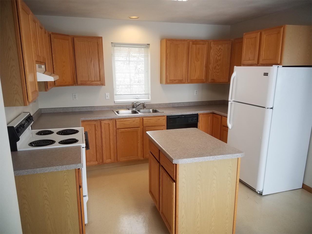 273 Christy Street - Photo 2 of 9