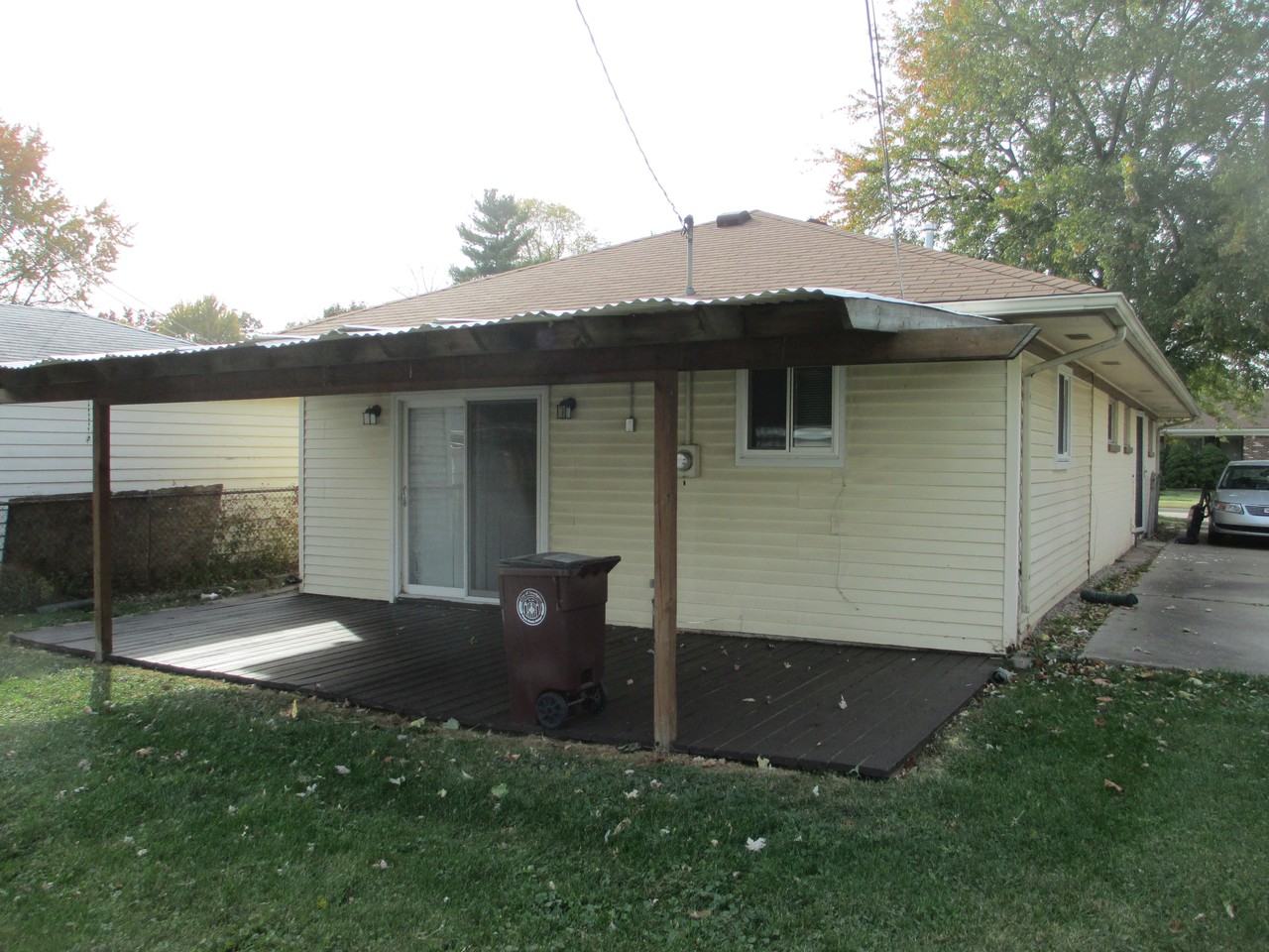 14105 Helen St - Photo 2 of 9