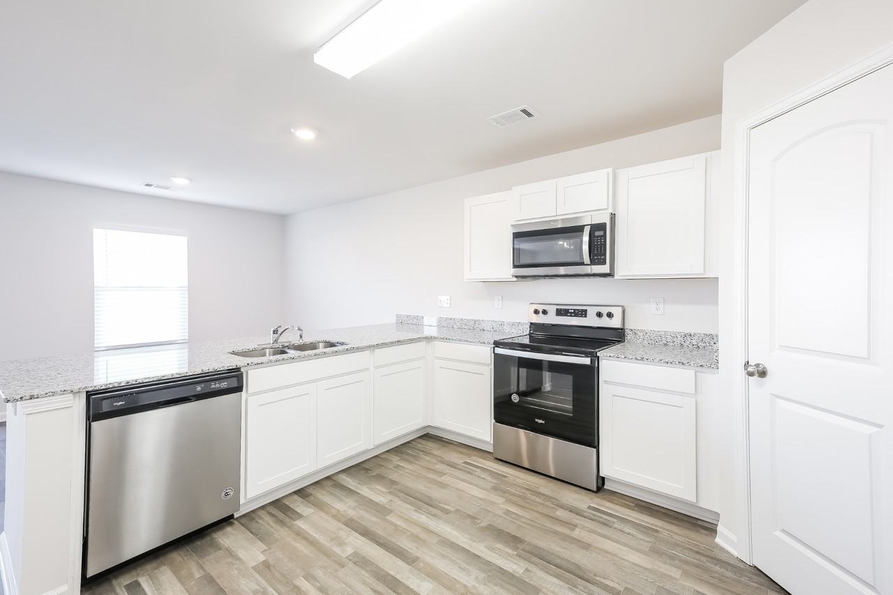 272 Bennett Dairy Rd - Photo 5 of 16