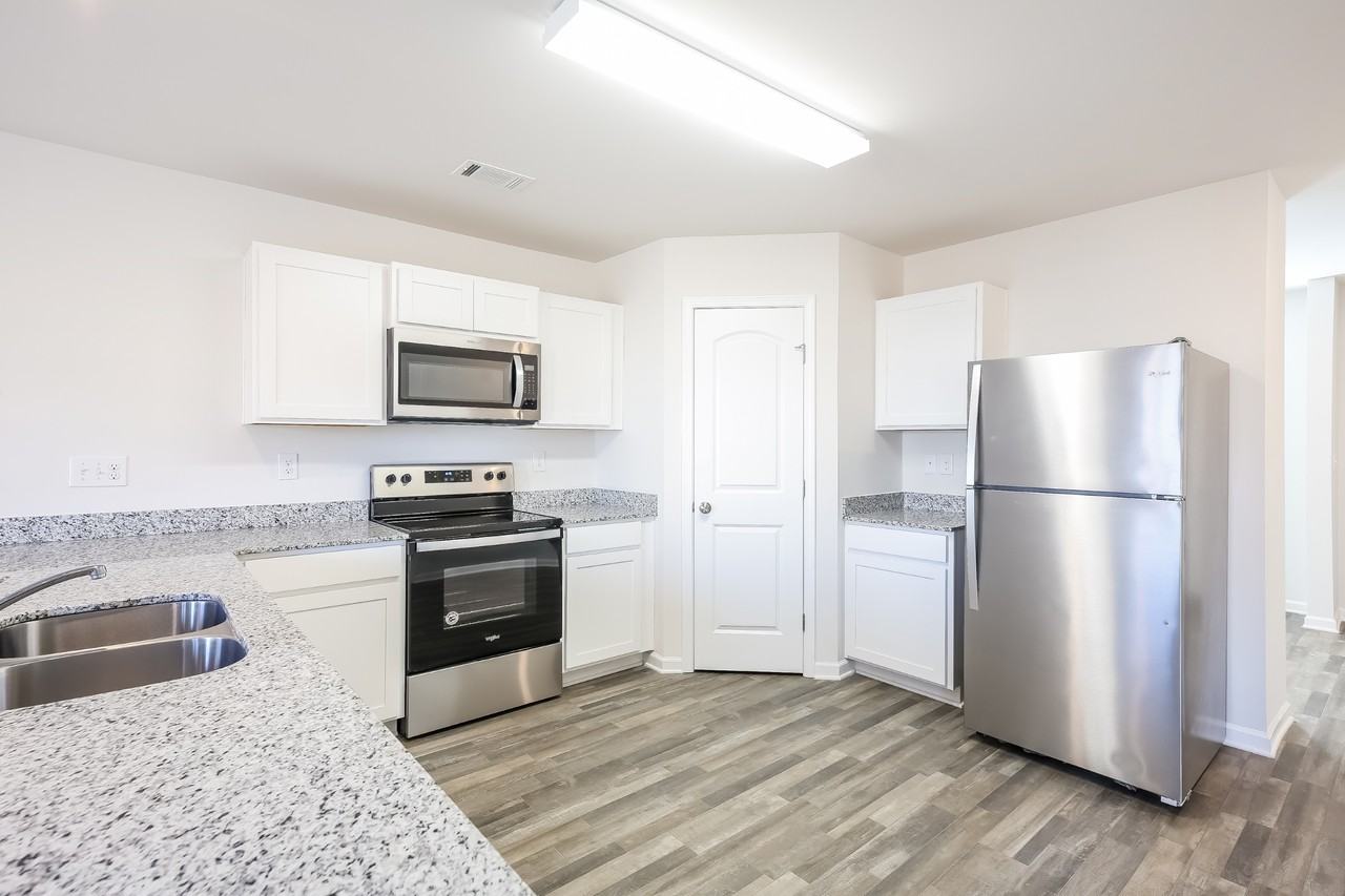 272 Bennett Dairy Rd - Photo 6 of 16