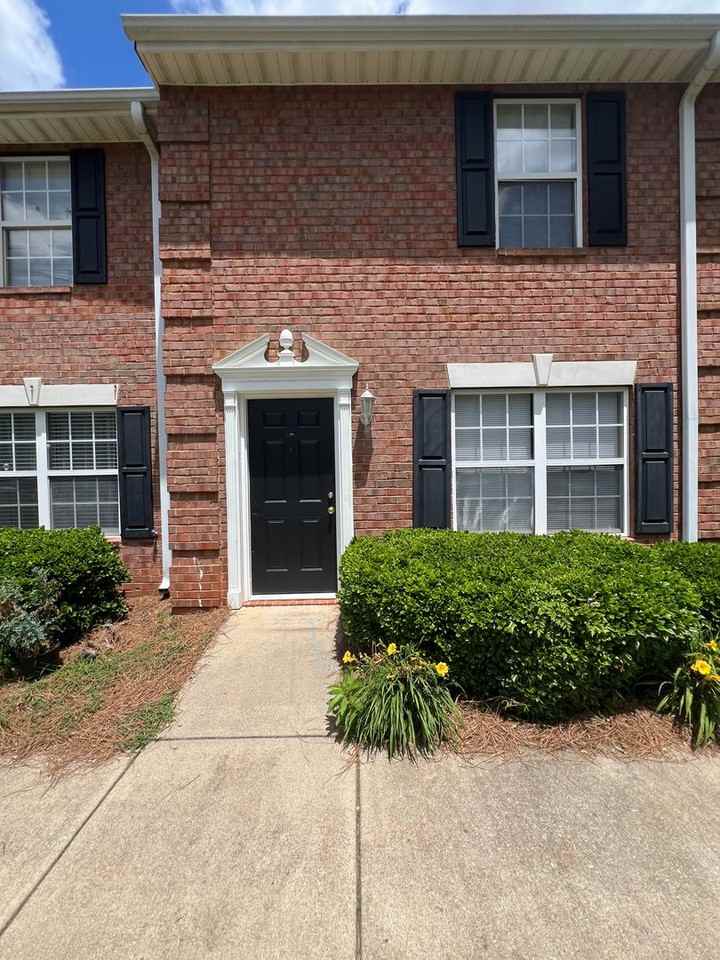 Royal Oaks - Photo 4 of 40