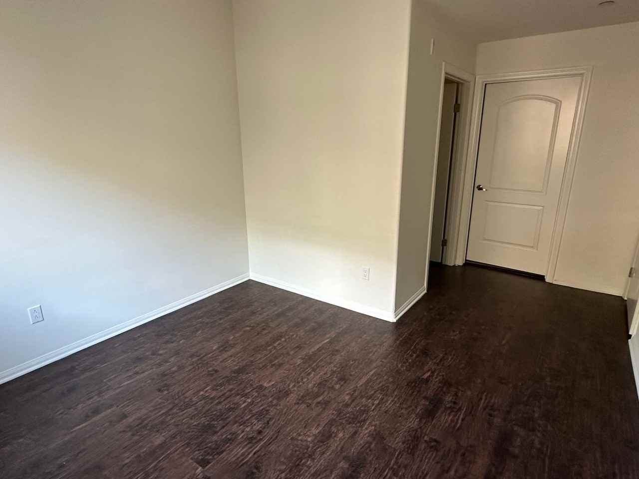 Berendo Terrace Apartment Homes - Photo 4 of 27