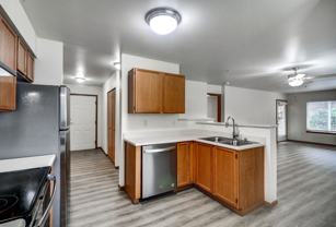 Bright, large end unit 2X2 READY NOW! Cozy gas fireplace!  Free Rent move in special, call today for a tour! - Photo 1 of 1