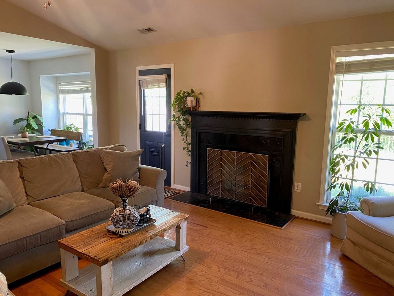 106 Stonington Way - Photo 3 of 11