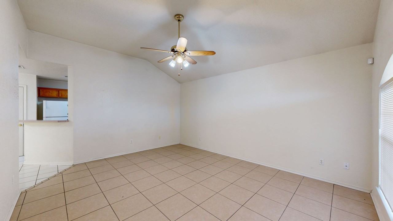4607 Wade Dr #B - Photo 6 of 18