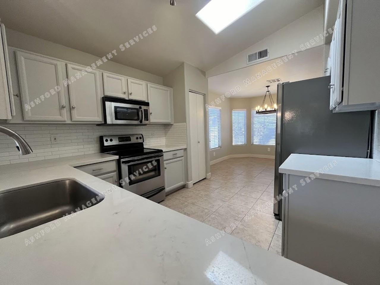 16261 N 91st Dr - Photo 7 of 26