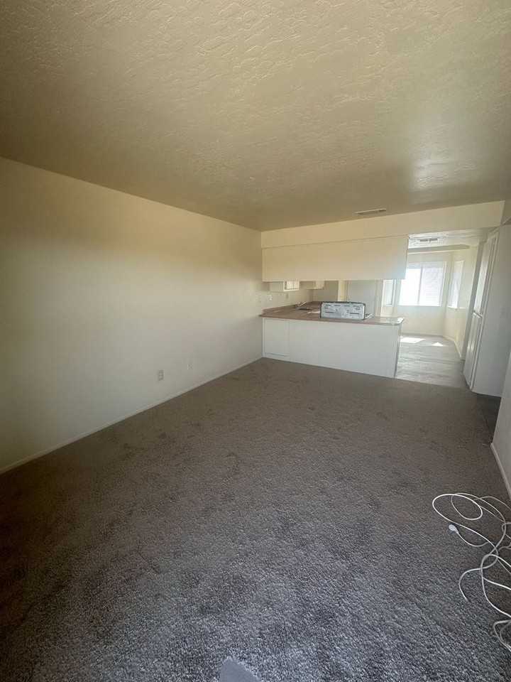 21335 Bear Valley Rd - Photo 3 of 13