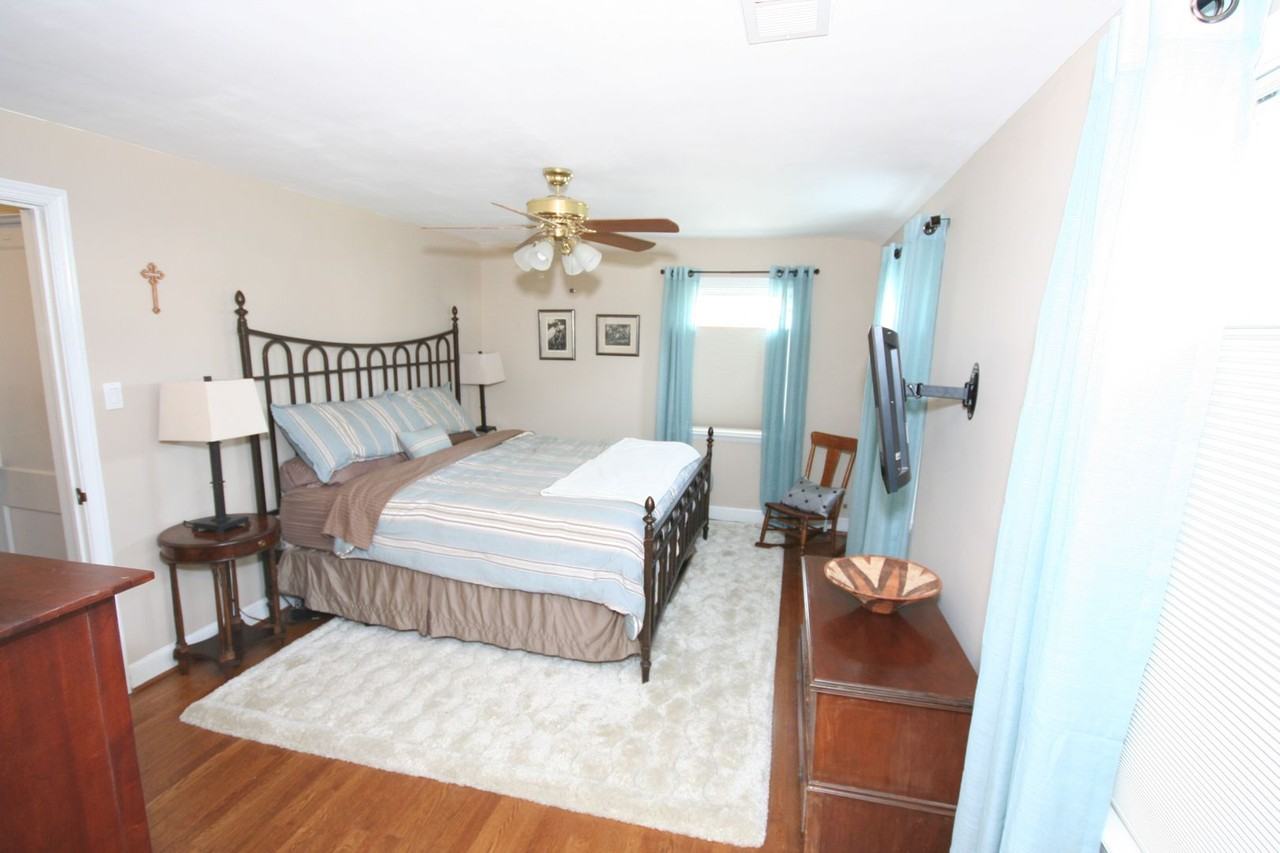 2626 N Quantico St - Photo 5 of 13